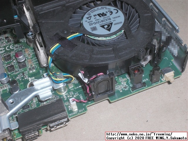 Lenovo ThinkCentre M75q-1 Tiny AMD Ryzen 5 PRO 3400GEの写真レビュー