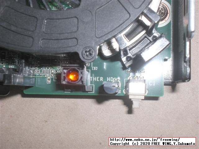 Lenovo ThinkCentre M75q-1 Tiny AMD Ryzen 5 PRO 3400GEの写真レビュー