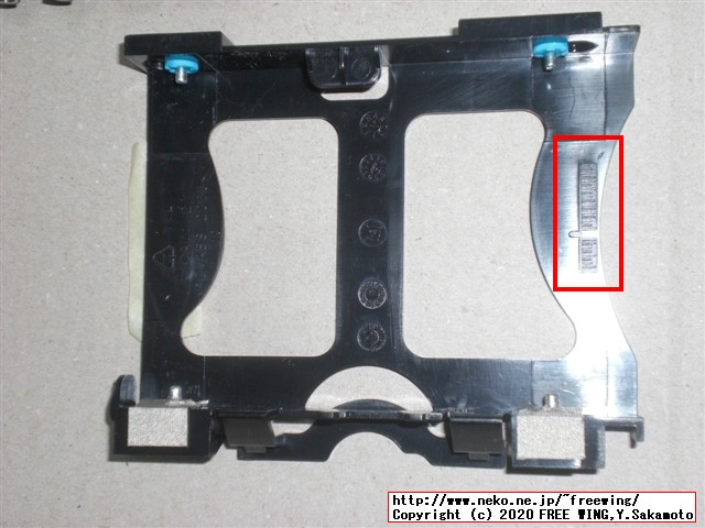 ThinkCentre M75qに 2.5 SSDを追加する手順を写真で解説