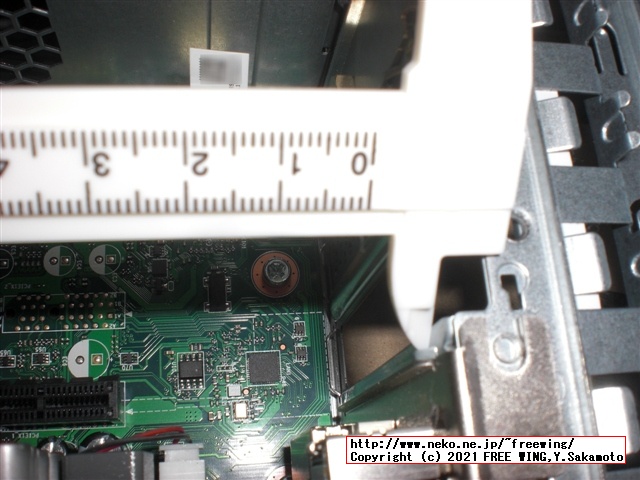 Lenovo ThinkCentre M75s Small Gen2 AMD Ryzen 7 PRO 4750Gに NVIDIA GeForce GT 730を増設