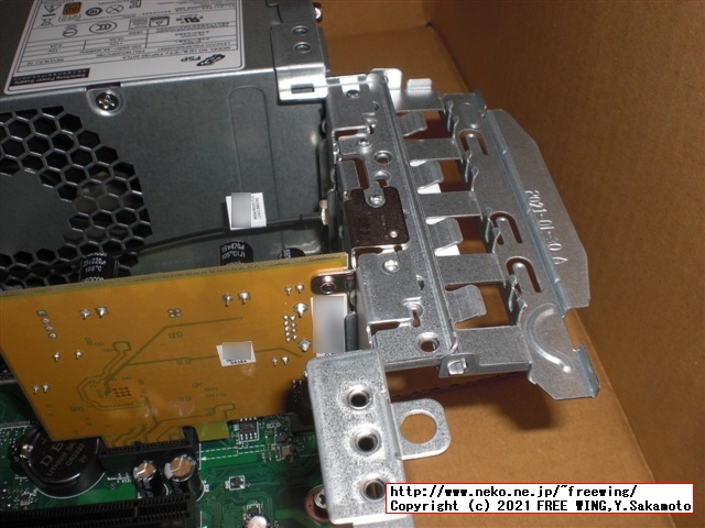 Lenovo ThinkCentre M75s Small Gen2 AMD Ryzen 7 PRO 4750Gを購入したので写真レビュー