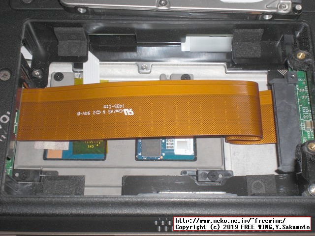 NEC VersaPro VK25LC-K PC-VK25LCZDKの HDDを SSDへアップグレードする手順の写真解説