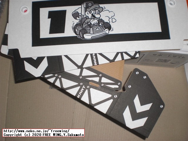 任天堂スイッチのマリオカート ライブ ホームサーキットを購入したので写真レビュー