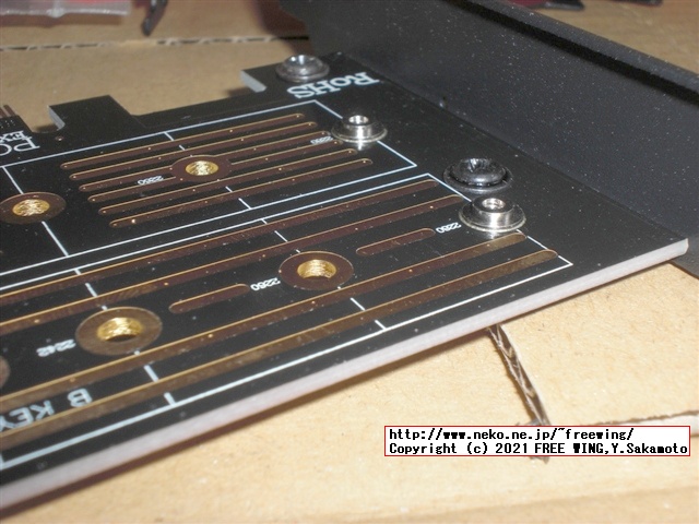 PCIe x4用 M.2 NVMe SSD、M.2 SATA SSD、mSATA、SATA増設カード、変換基板