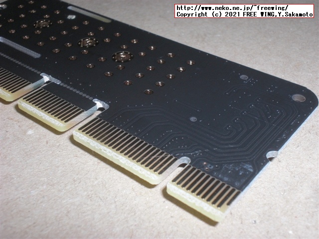 PCIe x4用 M.2 NVMe SSD増設カード、変換基板 まぎまぎ