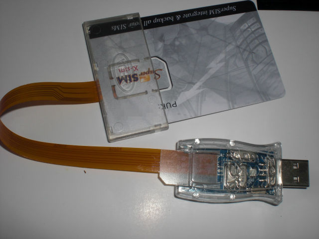 SIM Lock解除アダプタと 解除アダプタ書き換えUSBドングル 三星 930SC