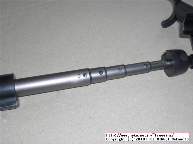 Bluetoothリモコンと三脚機能付きの自撮り棒の商品レビュー