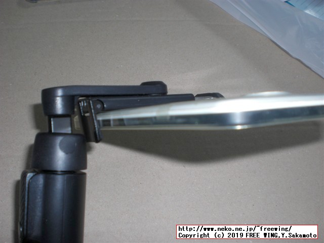 Bluetoothリモコンと三脚機能付きの自撮り棒の商品レビュー