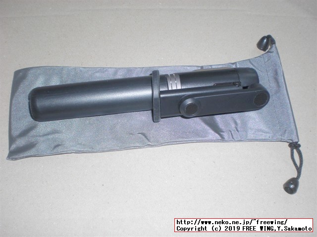 Bluetoothリモコンと三脚機能付きの自撮り棒の商品レビュー