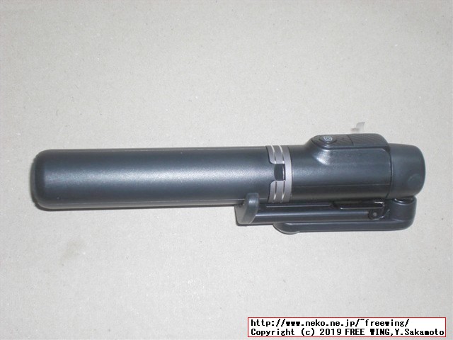 Bluetoothリモコンと三脚機能付きの自撮り棒の商品レビュー