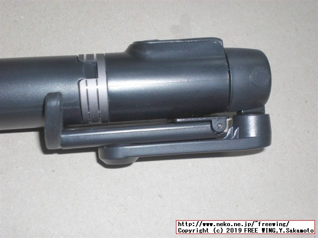 Bluetoothリモコンと三脚機能付きの自撮り棒の商品レビュー