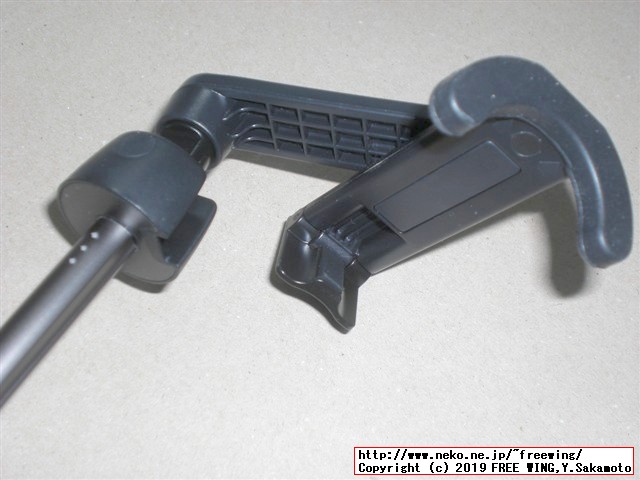 Bluetoothリモコンと三脚機能付きの自撮り棒の商品レビュー