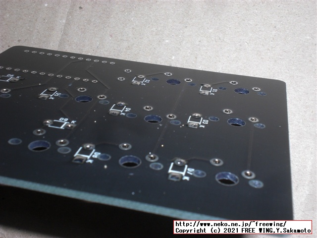 社畜のキーボード「新入社員の同期」をイザ！組み立て！