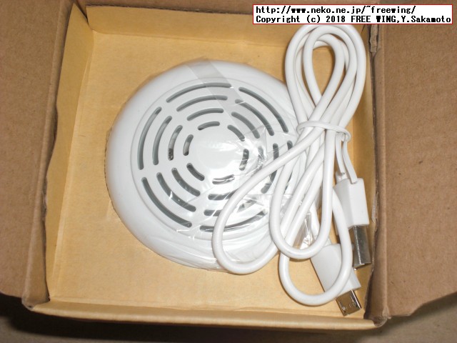 ミニ空気清浄機 エアクリーナー オゾン発生器 デオドライザー 消臭 除菌 USB給電／AA電池給電の写真