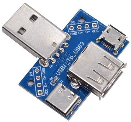 USBコネクタのオスとメスの中継基板