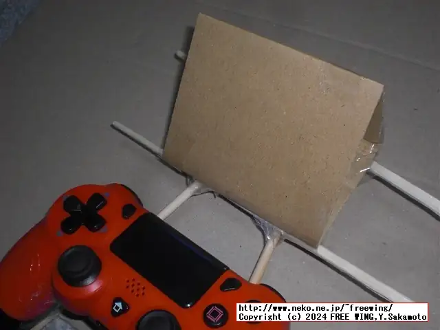 PS4コントローラにスマホを保持する XD mounterを 0円で自作する方法（改良版、第二世代）