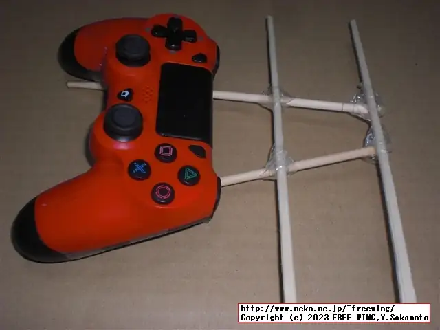 PS4コントローラにスマホを保持する XD mounterを 0円で自作する方法