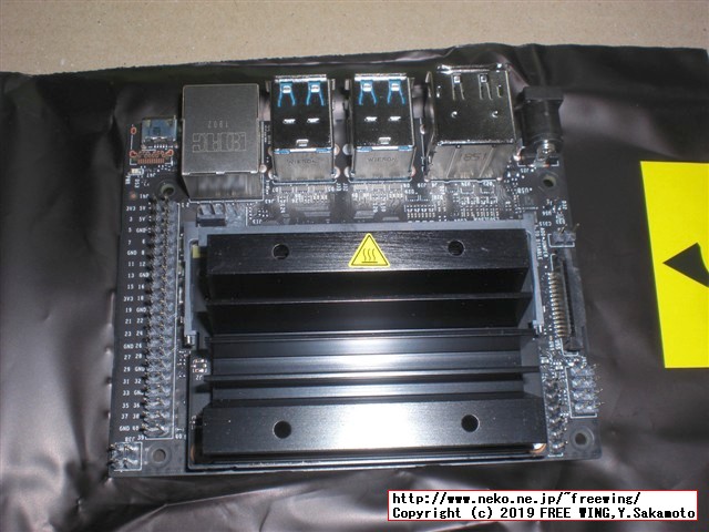 NVIDIA Jetson Nano 開発者キットの写真