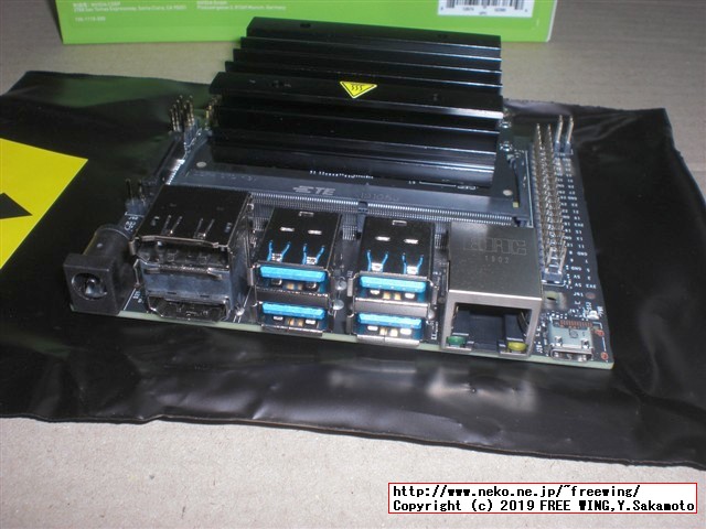 NVIDIA Jetson Nano 開発者キットの写真