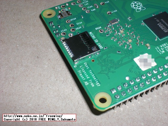 Raspberry Pi 3 Model B+の写真、ラズパイ３Ｂ＋