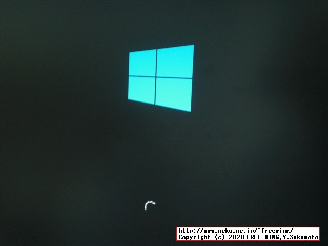 Windows 10 20H2対応、起動時のロゴを HackBGRTで好きな画像に変更する方法、全画面表示も可能